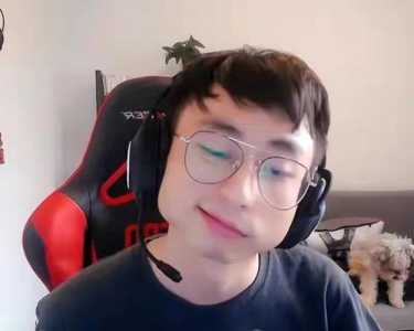 lol水晶哥为什么叫剛(gāng)子?lol水晶哥是谁?-第3张图片 lol水晶哥为什么叫剛(gāng)子?lol水晶哥是谁?-第3张图片